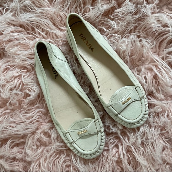 💯 PRADA Cream Loafers Size 36 - Picture 3 of 13